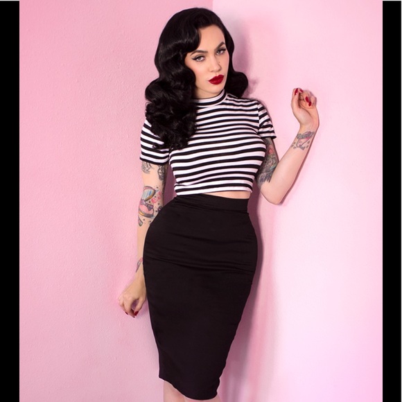 vixen Dresses & Skirts - 🍒 Vixen Black Pencil Skirt EUC x-Large